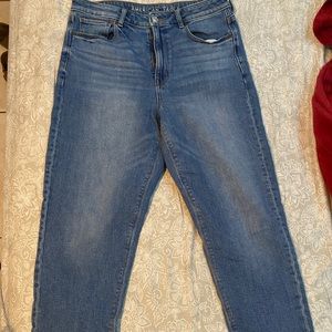 American Eagle Mom Jeans